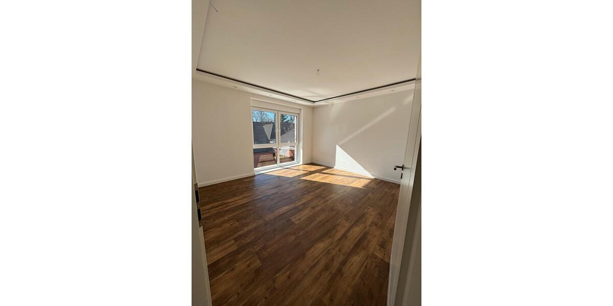 Etagenwohnung Aurich - 4 Zimmer, 105 m&sup2;, 1.050&euro; | Angebot:26067741