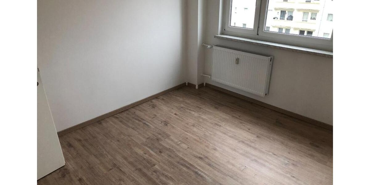 Etagenwohnung Löbau - 4 Zimmer, 69 m&sup2;, 379&euro; | Angebot:22712065