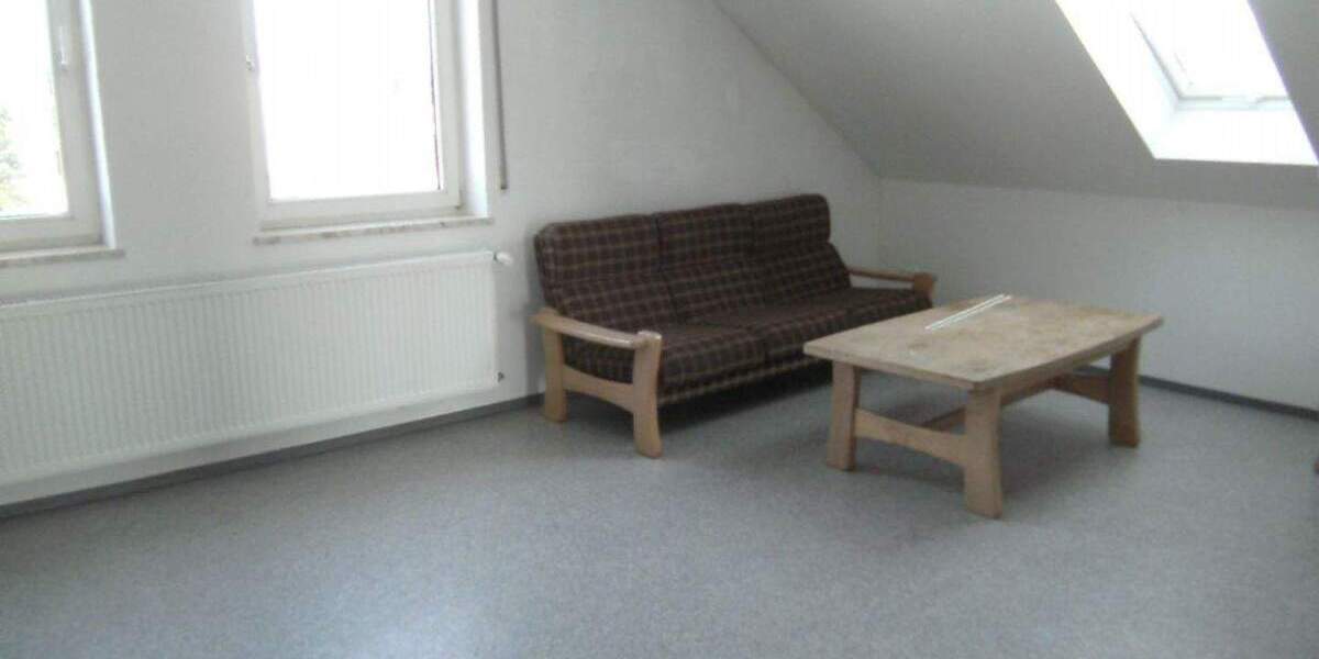 Mehrfamilienhaus, Wohnhaus Sulzbach-Rosenberg Unterschwaig - 8 Zimmer, 250 m&sup2;, 2.060&euro; | Angebot:25665485