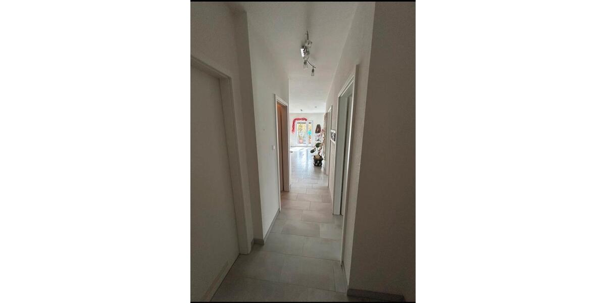 Einfamilienhaus Kupferzell - 2 Zimmer, 75 m&sup2;, 900&euro; | Angebot:25591063