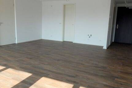 Exklusive Penthouse-Wohnung 4-Zimme, 2-Bäder, Küche im Zentrum von Losheim zu Vermieten !!!