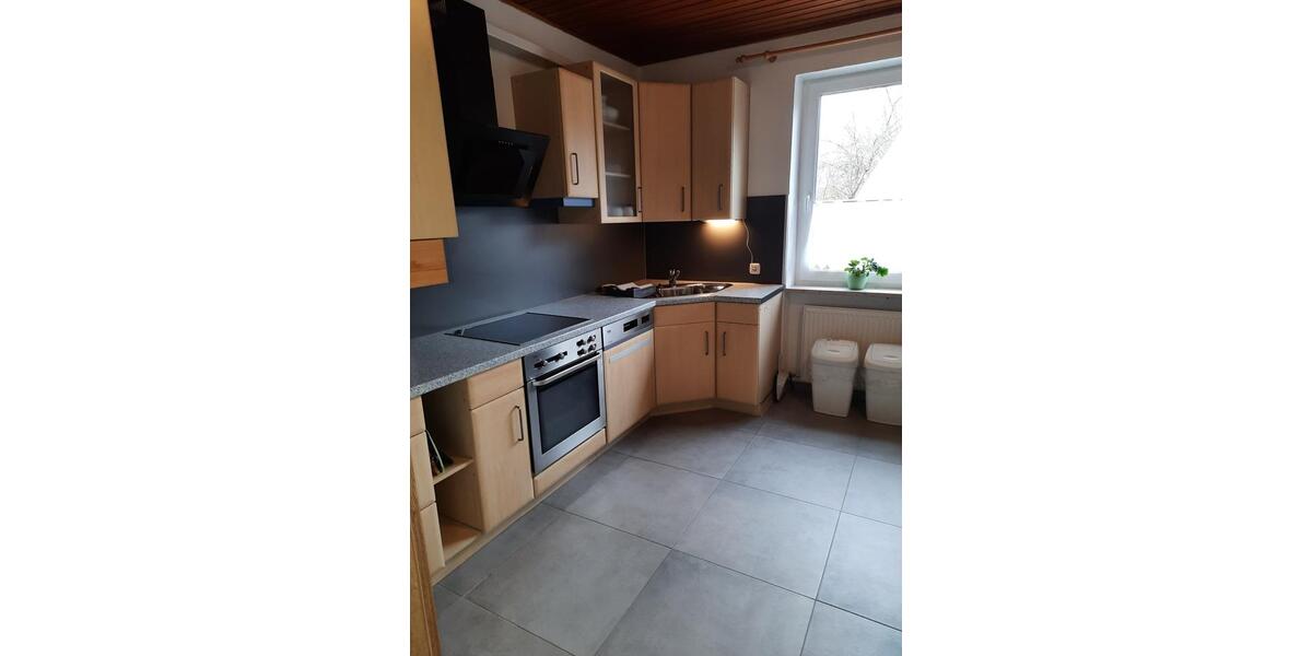 Wohnen auf Zeit Abensberg - 4 Zimmer, 110 m&sup2;, 20&euro; | Angebot:25901310