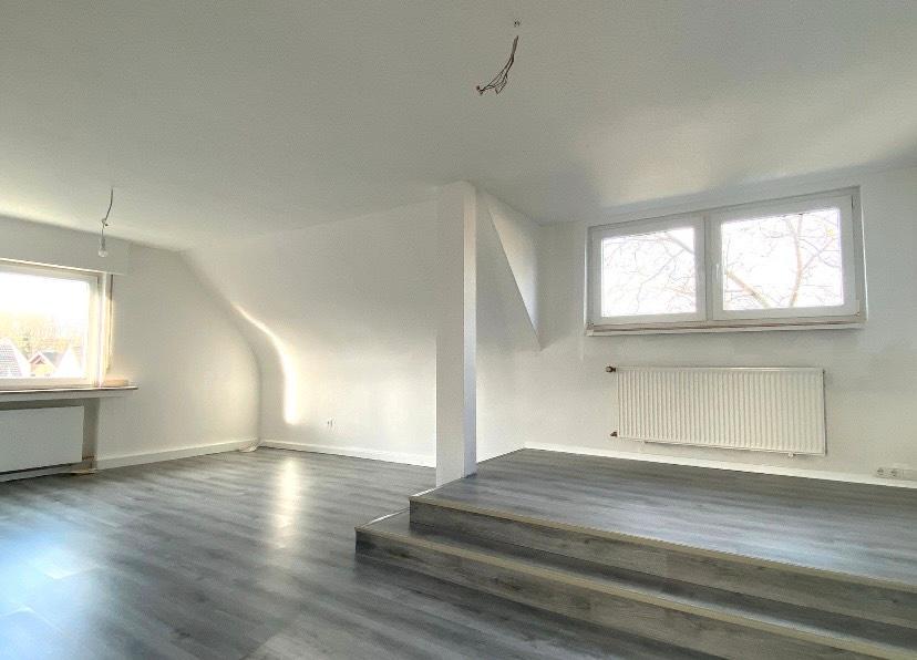 Maisonettenwohnung Troisdorf Altenrath - 4 Zimmer, 128 m&sup2;, 1.700&euro; | Angebot:26048073
