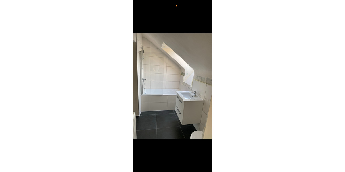 Dachgeschoßwohnung Saarbrücken Bischmisheim - 2.5 Zimmer, 65 m&sup2;, 750&euro; | Angebot:25958957