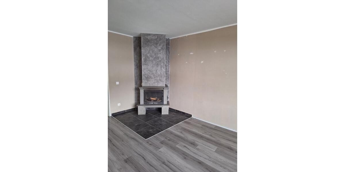 4 - Zimmer Wohnung mit Kamin 4 zimmer