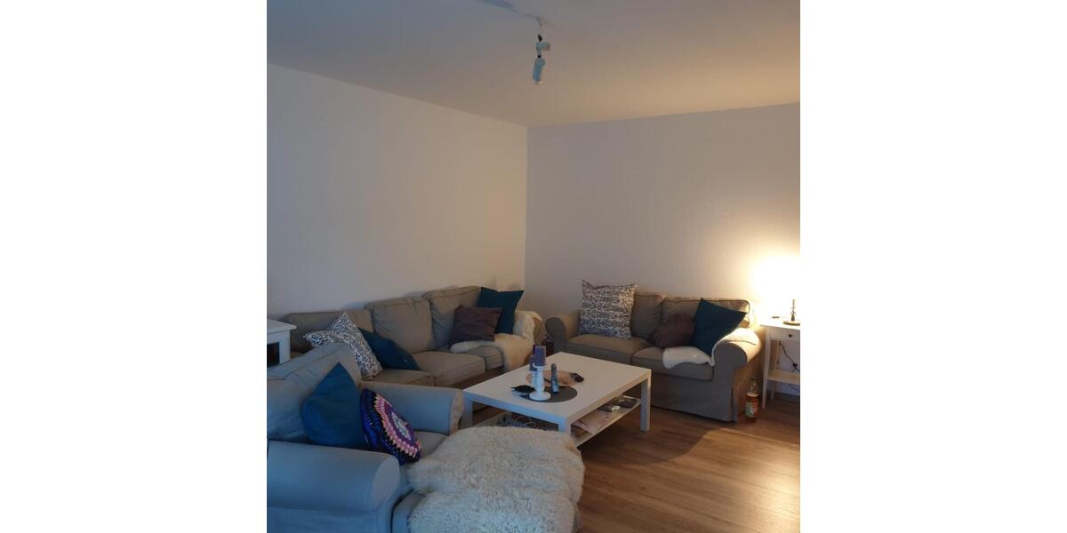 Erdgeschoßwohnung Hameln Kernstadt - 4 Zimmer, 80 m&sup2;, 790&euro; | Angebot:25806675