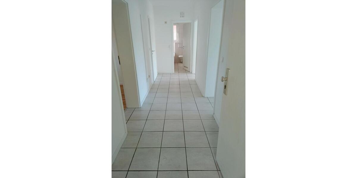Etagenwohnung Oberhausen Biefang - 4 Zimmer, 98 m&sup2;, 860&euro; | Angebot:26640765
