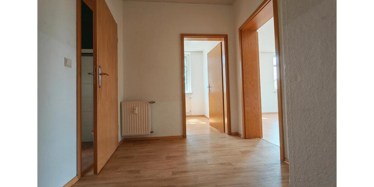 Etagenwohnung Gersdorf - 2 Zimmer, 60 m&sup2;, 370&euro; | Angebot:26582112