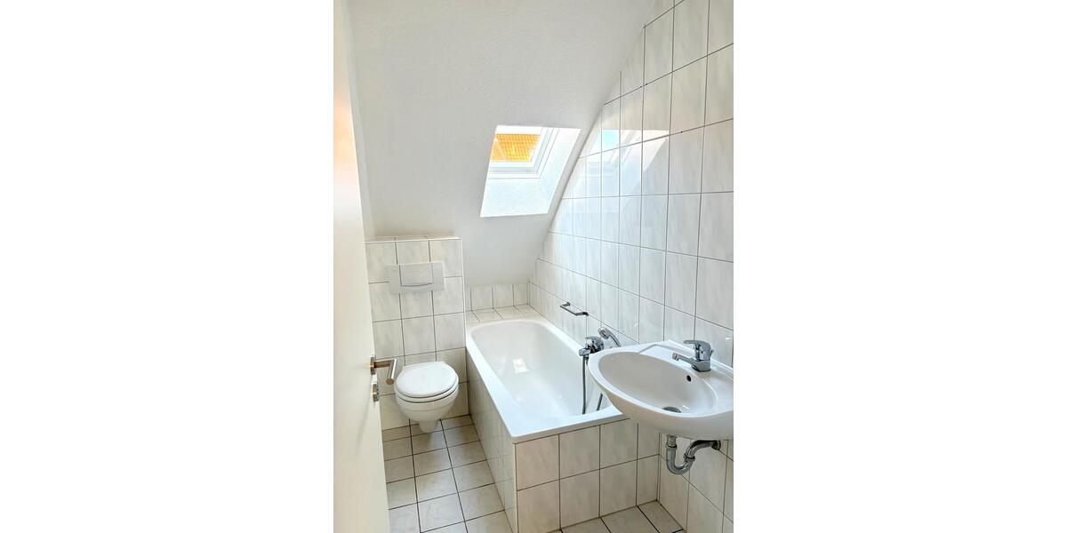 Dachgeschoßwohnung Rotenburg an der Fulda - 2 Zimmer, 55 m&sup2;, 500&euro; | Angebot:25993282