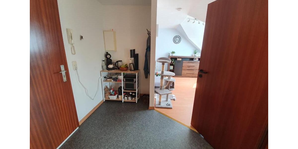 Dachgeschoßwohnung Düsseldorf Stadtbezirk 8 - 2 Zimmer, 42 m&sup2;, 580&euro; | Angebot:26020395