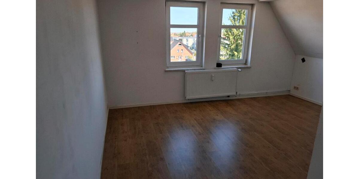 Dachgeschoßwohnung Klötze - 2 Zimmer, 75 m&sup2;, 575&euro; | Angebot:26373710