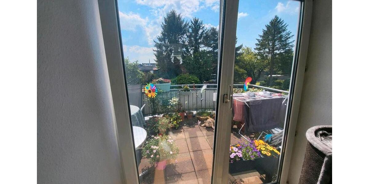 Dachgeschoßwohnung Krefeld Hüls - 2 Zimmer, 58 m&sup2;, 613&euro; | Angebot:26036366