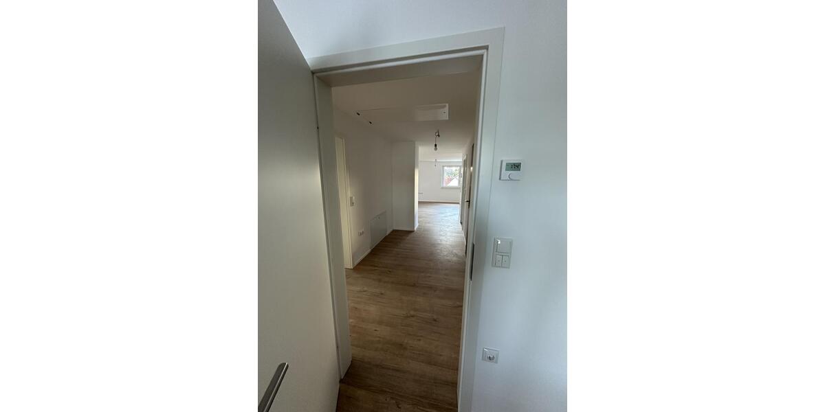 Dachgeschoßwohnung Schwebheim - 3 Zimmer, 78 m&sup2;, 850&euro; | Angebot:26039159