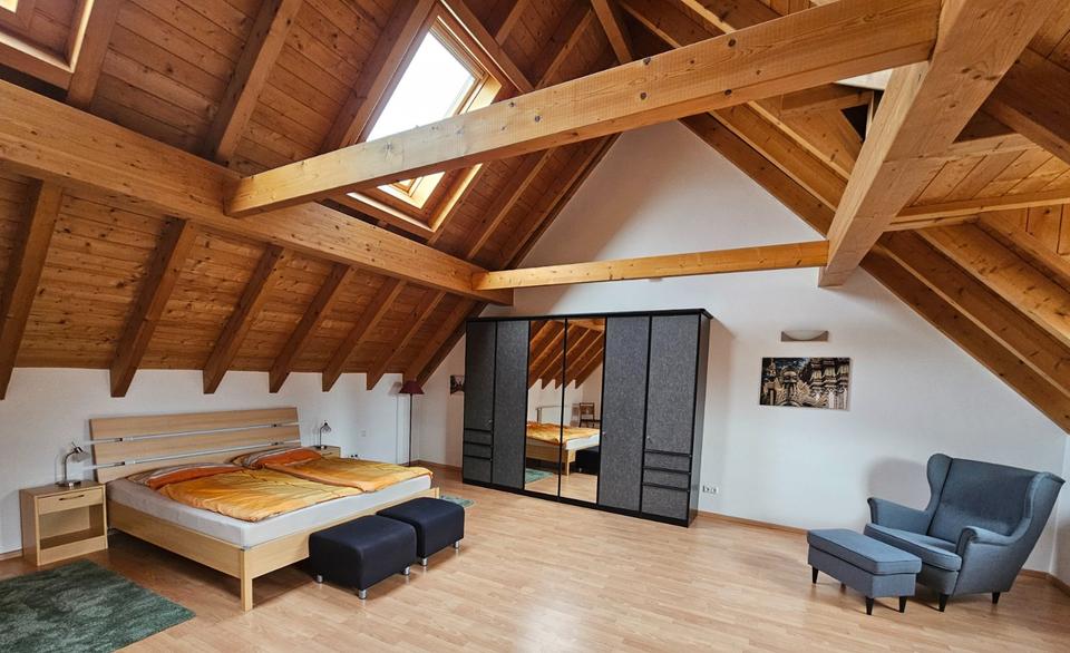 Wohnen auf Zeit Bamberg Gereuth - 3 Zimmer, 100 m&sup2;, 1.950&euro; | Angebot:25940444