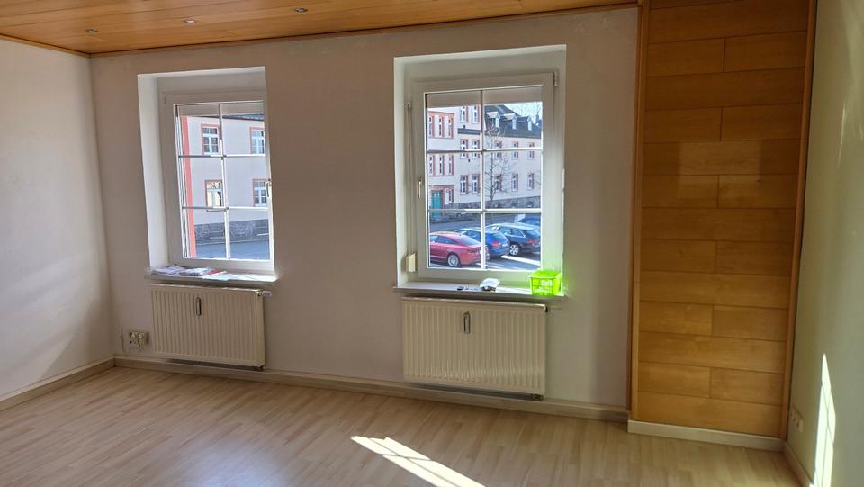 Hochparterre Lugau/Erzgebirge Erzgebirge - 3 Zimmer, 68 m&sup2;, 410&euro; | Angebot:25286437