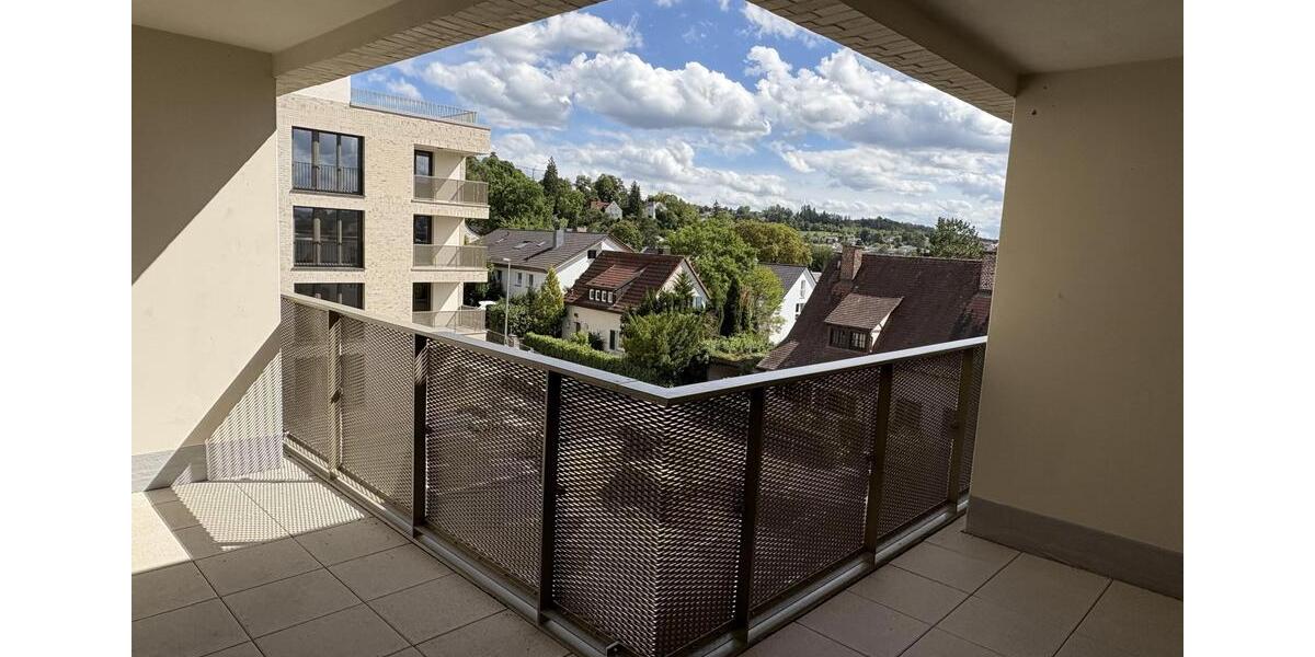 Etagenwohnung Leonberg - 4 Zimmer, 105 m&sup2;, 1.950&euro; | Angebot:23644750