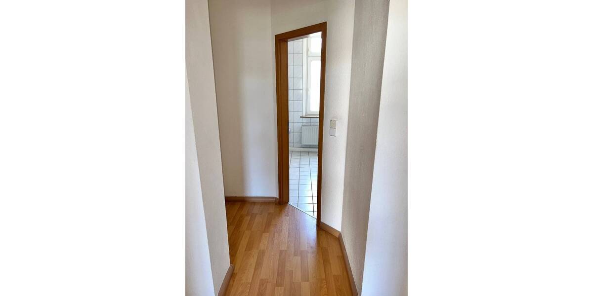 Etagenwohnung Plauen Stadtmitte - 2 Zimmer, 62 m&sup2;, 310&euro; | Angebot:26319822