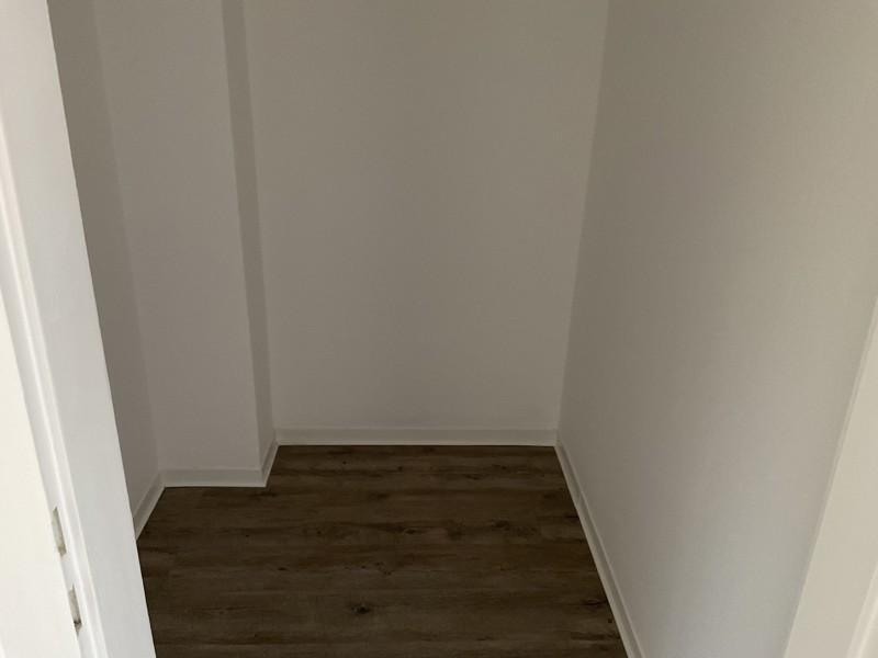 Moderne 3-Zimmer-Wohnung mit Balkon zum kurzfristigen Bezug