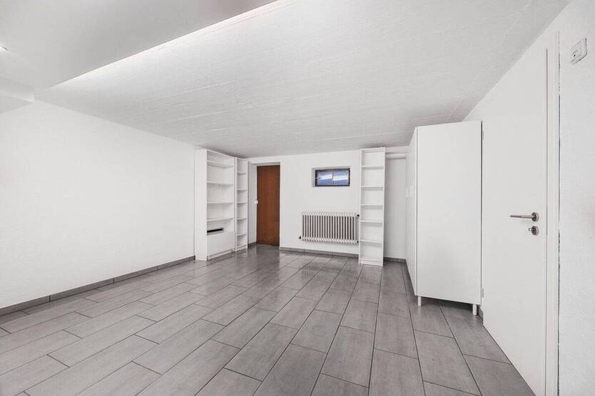 Modernes Reihenhaus mit Sauna & großem Garten in München 8 zimmer