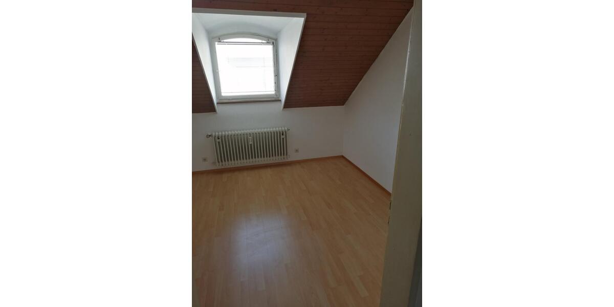 Sehr zentral gelegene 3-Zimmer-Wohnung mit Balkon 3 zimmer