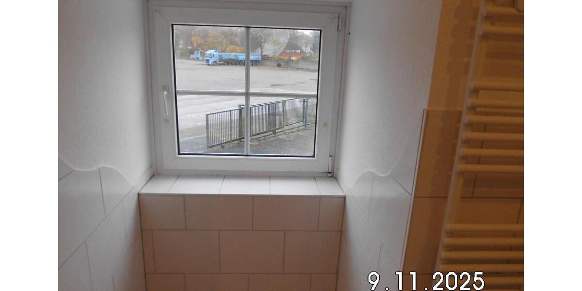 Etagenwohnung Burg (Dithmarschen) - 2 Zimmer, 75 m&sup2;, 550&euro; | Angebot:24455888