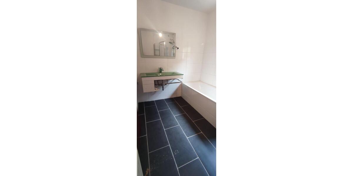 Doppelhaushälfte in Angelburg – ruhige Lage, Garten & Weitblick 4 zimmer