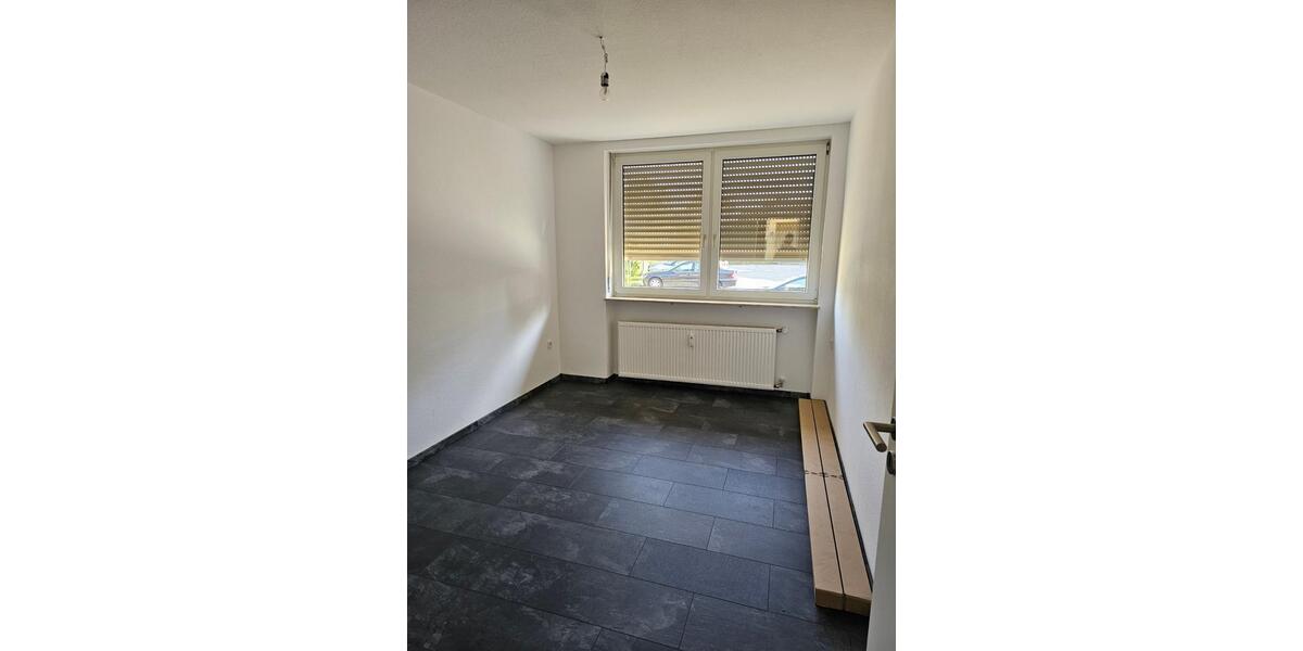 Erdgeschoßwohnung Walldürn - 5 Zimmer, 105 m&sup2;, 750&euro; | Angebot:25282570