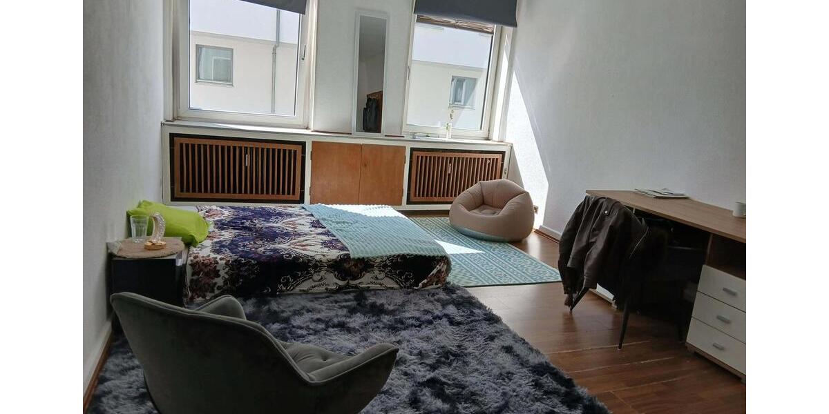 Etagenwohnung Osnabrück - 3 Zimmer, 100 m&sup2;, 1.000&euro; | Angebot:26696463