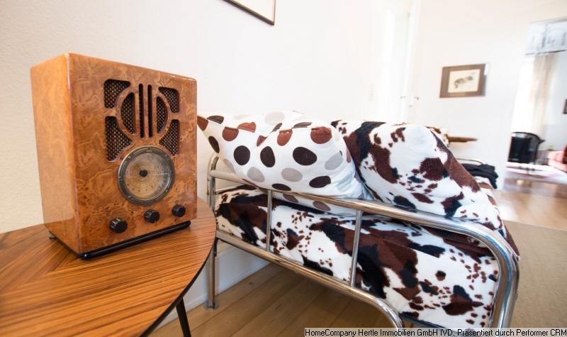 Liebevoll möblierte Wohnung mit 2 Balkonen für 2 - 12 Monate in der Wiehre 3 zimmer