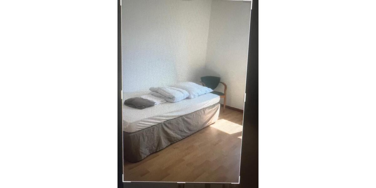 Wohnen auf Zeit Springe - 9 Zimmer, 250 m&sup2;, 15&euro; | Angebot:21582444