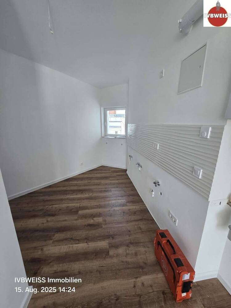 ERSTBEZUG NACH DACHAUSBAU Wohnen im Graefekiez (Schönleinstr.), 2 Zimmer, Terrasse, extrem hell