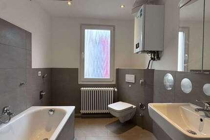 Wohnung Kaiserslautern Betzenberg - 5 Zimmer, 106 m&sup2;, 1.150&euro; | Angebot:25876960