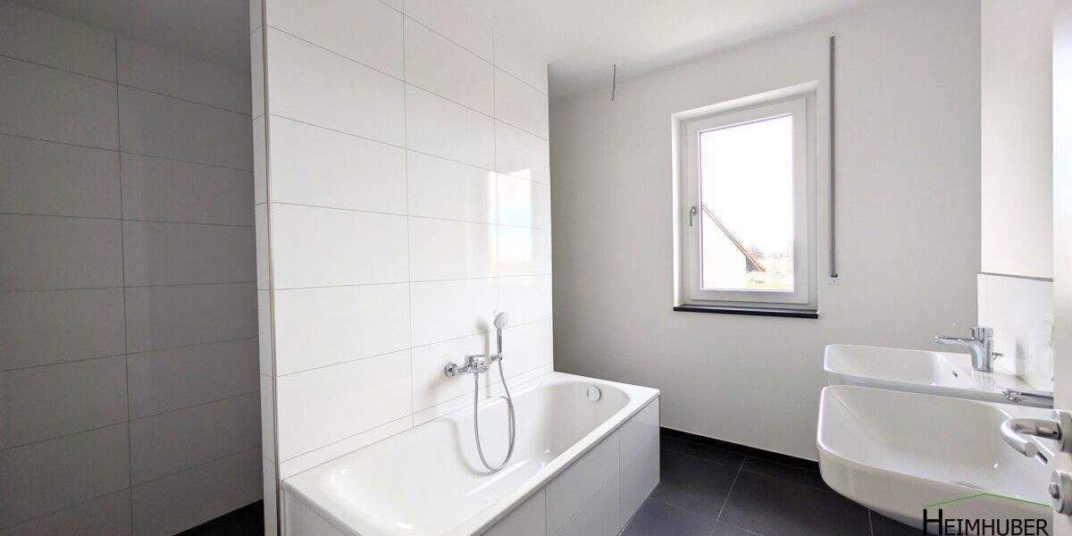 Etagenwohnung München Ramersdorf-Perlach - 3 Zimmer, 90 m&sup2;, 1.998&euro; | Angebot:25834890