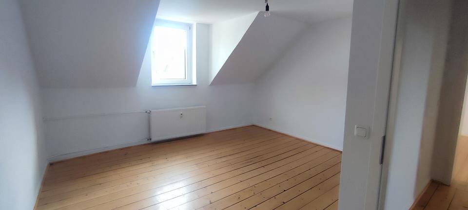 3-Zimmer-Wohnung mit idealem Schnitt – Duisburg zimmer