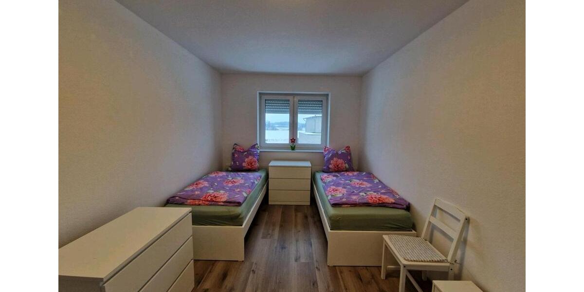 Wohnen auf Zeit Twistringen - 4 Zimmer, 130 m&sup2;, 20&euro; | Angebot:24751858