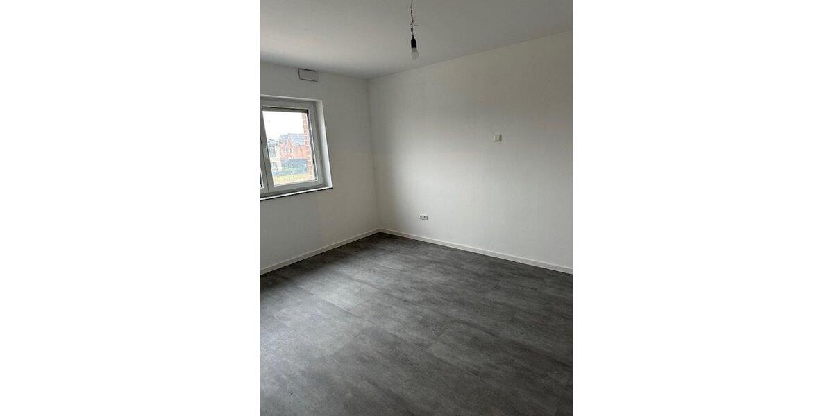 Etagenwohnung Gangelt - 5 Zimmer, 135 m&sup2;, 1.195&euro; | Angebot:26397810