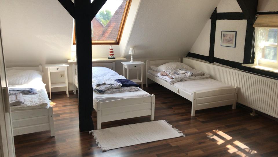 Wohnen auf Zeit Bad Münder am Deister - 8 Zimmer, 250 m&sup2;, 15&euro; | Angebot:21582445