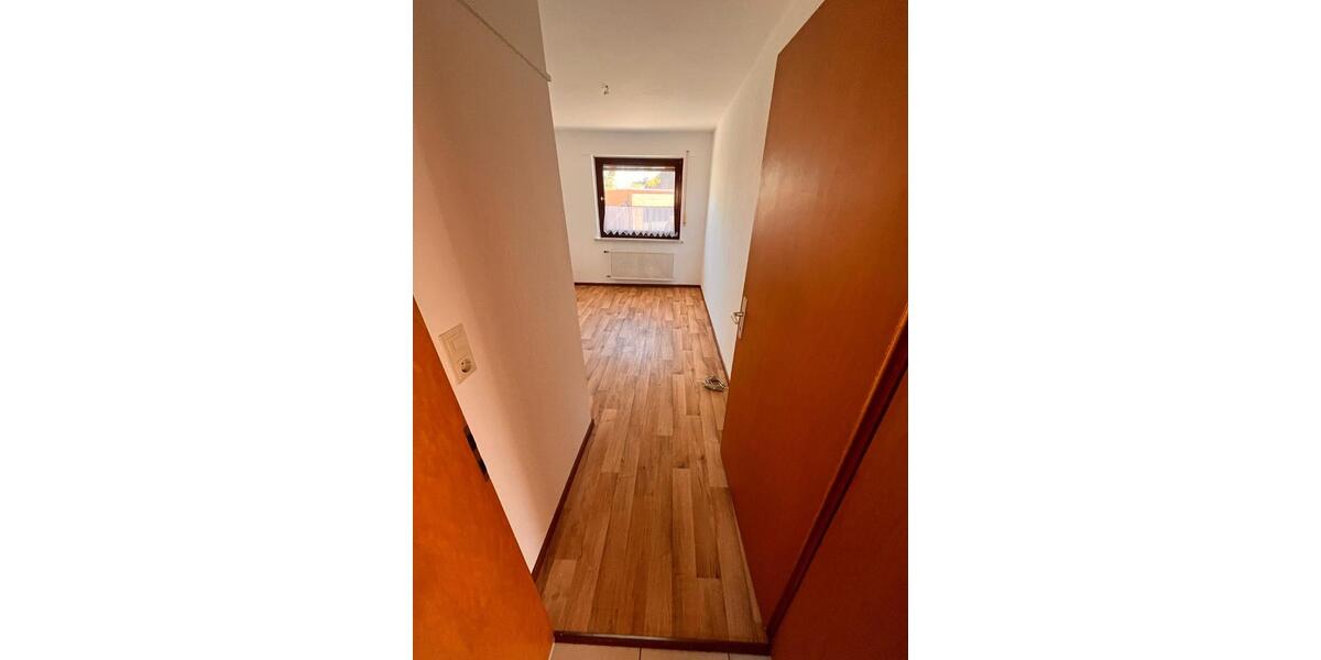 Hochparterre Edemissen - 4 Zimmer, 88 m&sup2;, 720&euro; | Angebot:26465188