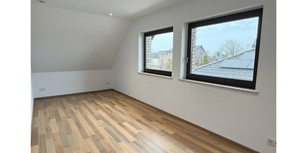 Dachgeschoßwohnung Neunkirchen-Seelscheid Seelscheid - 2 Zimmer, 80 m&sup2;, 900&euro; | Angebot:25330941