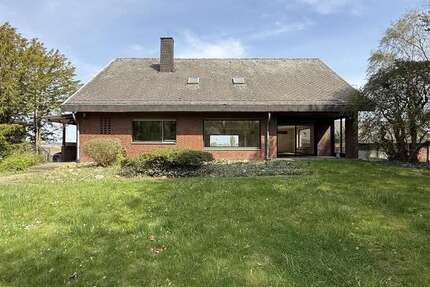 Haus Söhlde - 7 Zimmer, 250 m&sup2;, 1.650&euro; | Angebot:26285754