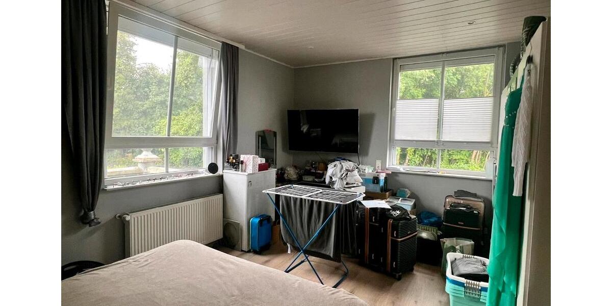 Etagenwohnung Detmold - 4 Zimmer, 129 m&sup2;, 1.150&euro; | Angebot:26386958