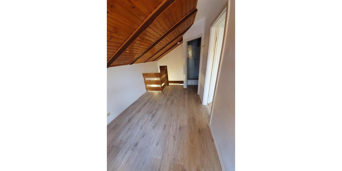 Wohnen im historischen Bahnhof von Erpel 3 zimmer