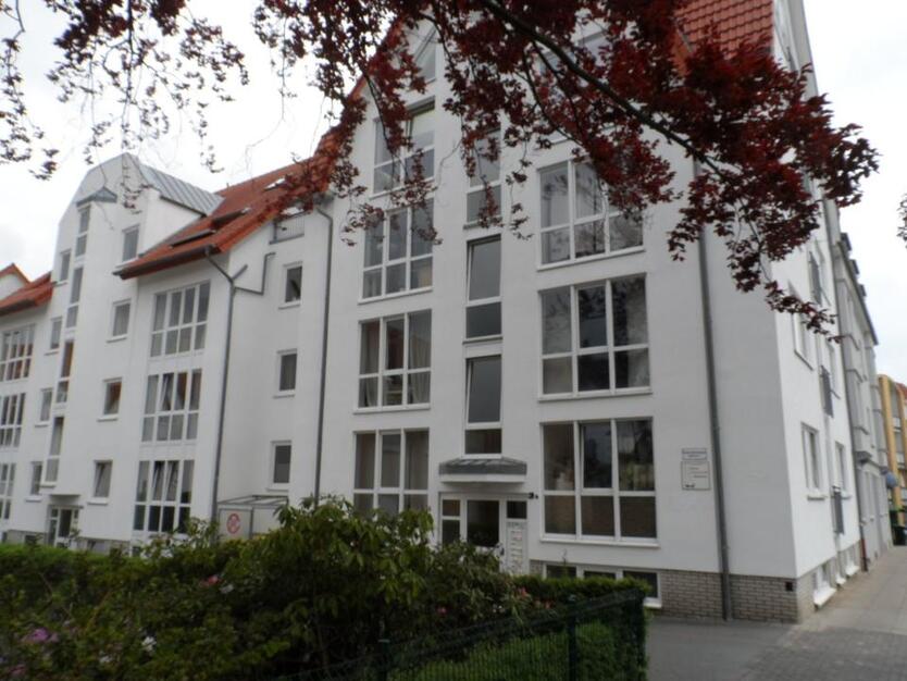 Frisch renovierte 2,5 Zimmer Whg., TOP zentral gelegen zimmer