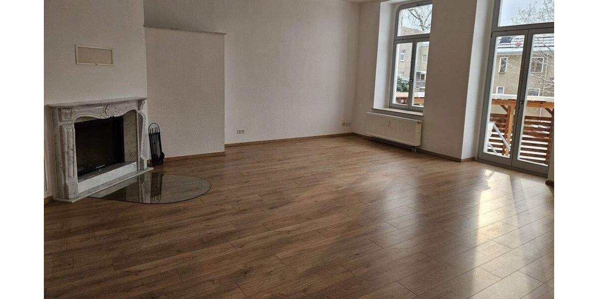 Etagenwohnung Frankenberg - 3 Zimmer, 130 m&sup2;, 910&euro; | Angebot:25156314