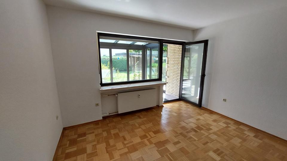 Erdgeschoßwohnung Neuss Gnadental - 3 Zimmer, 86 m&sup2;, 1.000&euro; | Angebot:25175319