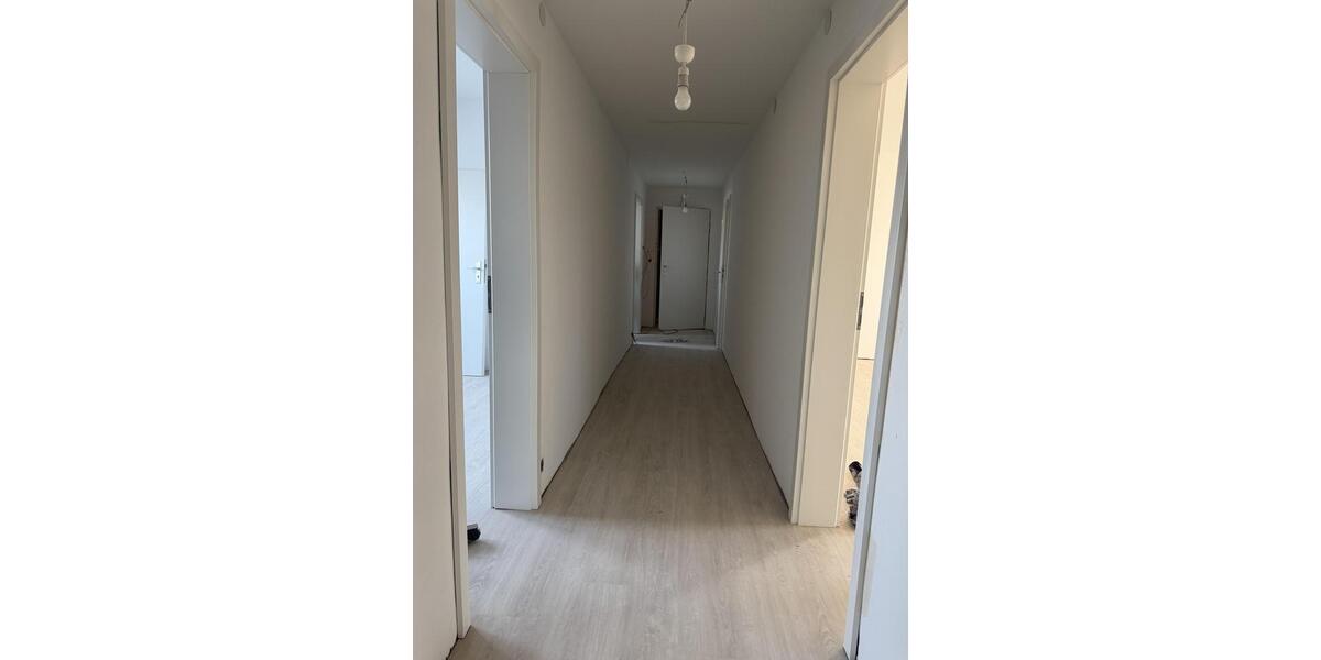 Etagenwohnung Salzhausen - 3.5 Zimmer, 110 m&sup2;, 1.300&euro; | Angebot:26631025