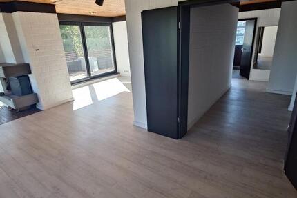 Haus Hameln - 4 Zimmer, 129 m&sup2;, 1.250&euro; | Angebot:26604211