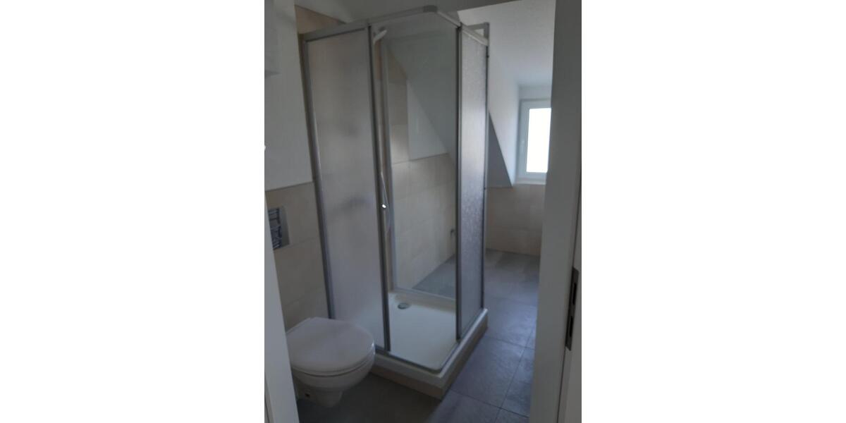 Etagenwohnung Krefeld - 1 Zimmer, 35 m&sup2;, 400&euro; | Angebot:25050187