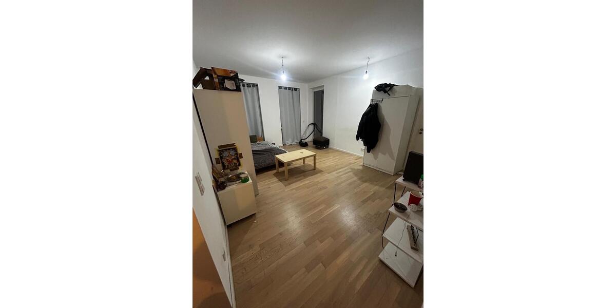 Erdgeschoßwohnung Berlin Mitte - 2 Zimmer, 64 m&sup2;, 500&euro; | Angebot:25060554