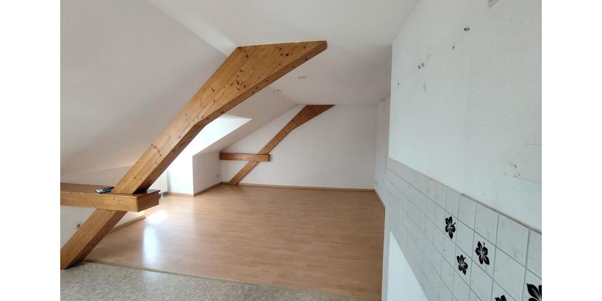 Dachgeschoßwohnung Neustadt an der Orla - 3 Zimmer, 69 m&sup2;, 470&euro; | Angebot:26530787